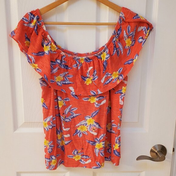 Old Navy Size Medium Off the Shoulder Tropical top Coral color - Picture 3 of 6